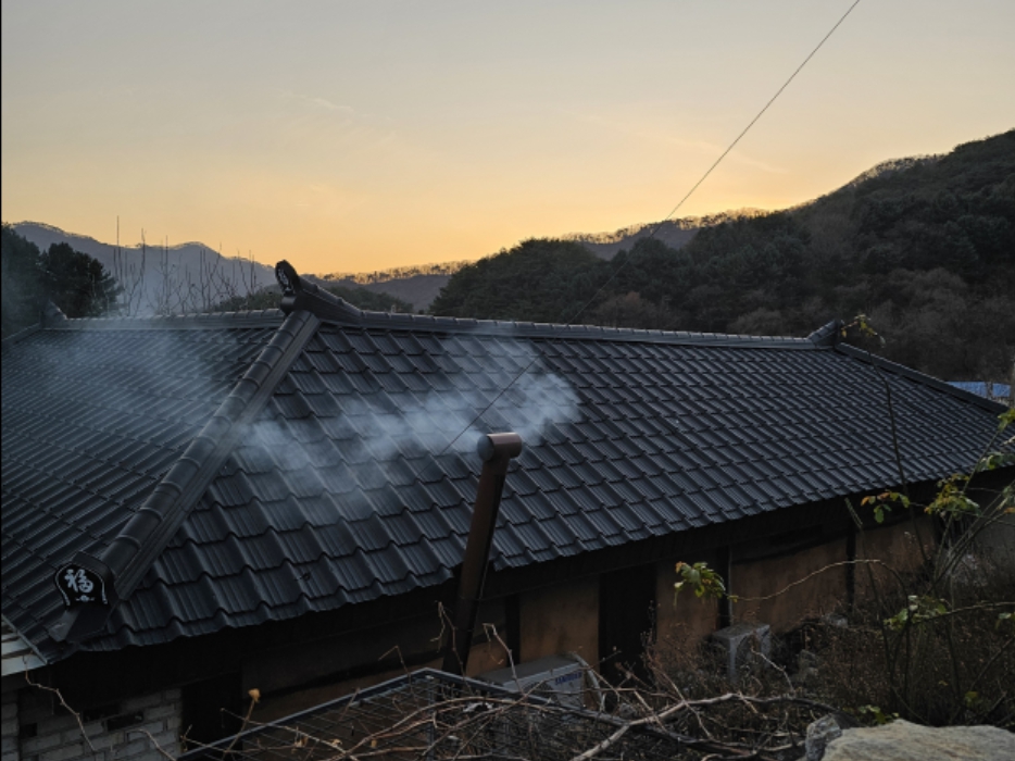 [산들바람의 귀촌일기 1/10] 암 투병 중인 아내와 결심한 5도 2촌, 치유의 땅 ‘삼막골’로 가다